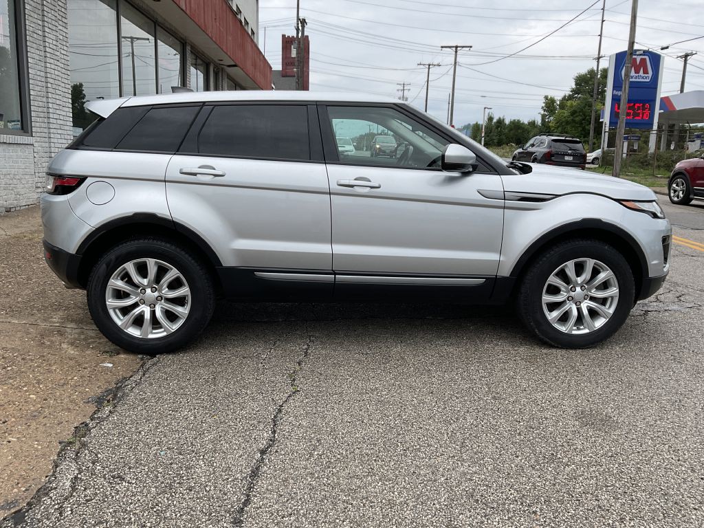 2019 Land Rover Range Rover Evoque Image 2