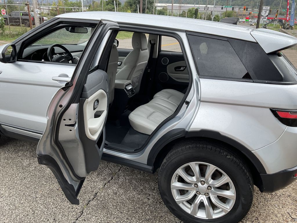 2019 Land Rover Range Rover Evoque Image 19