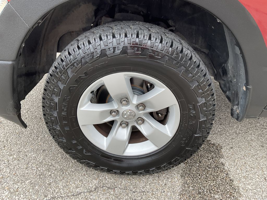 2013 RAM 1500 Image 9