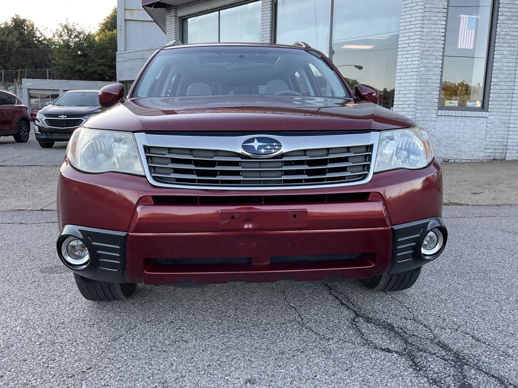 2010 Subaru Forester Image 4