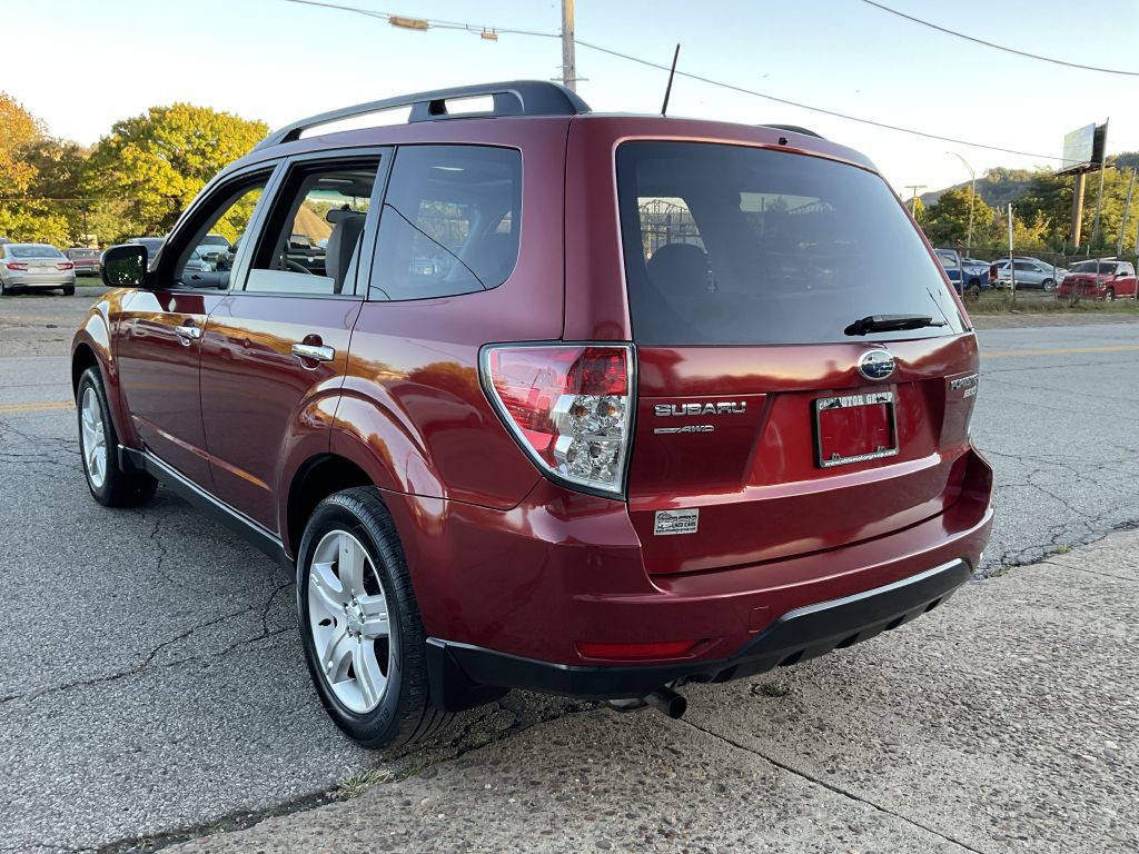 2010 Subaru Forester Image 7