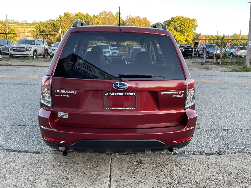 2010 Subaru Forester Image 8
