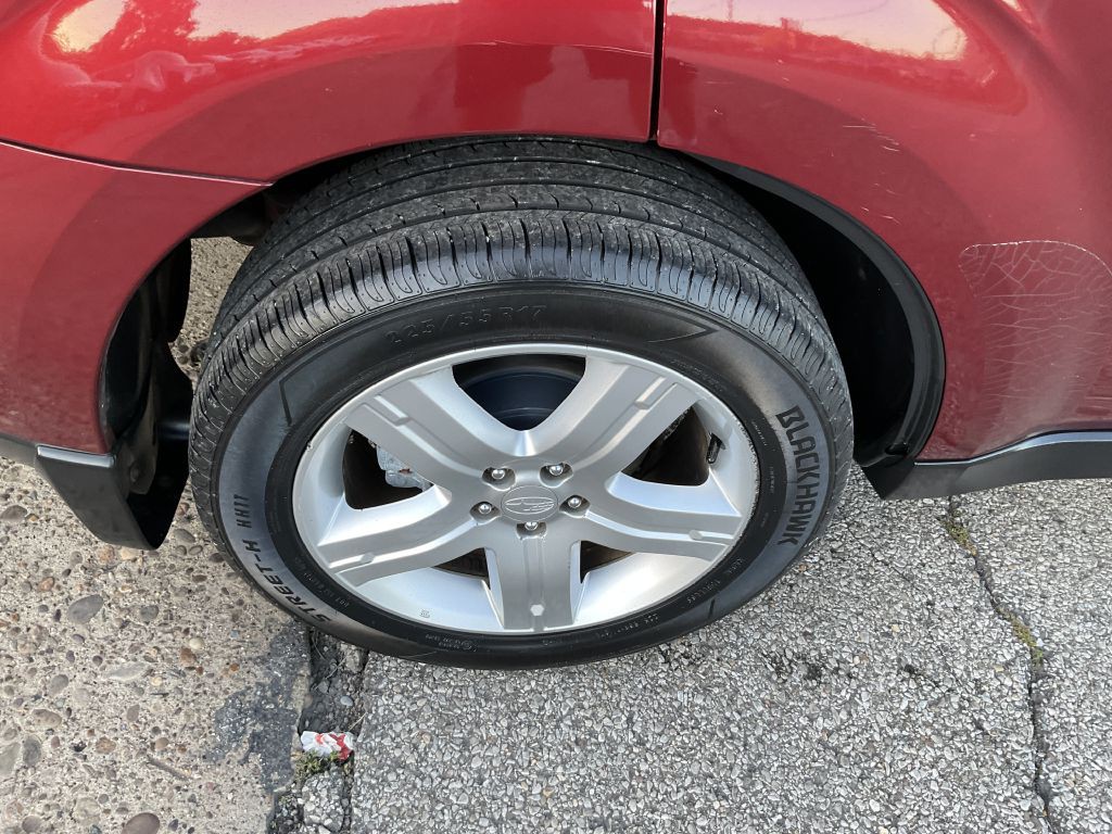 2010 Subaru Forester Image 12