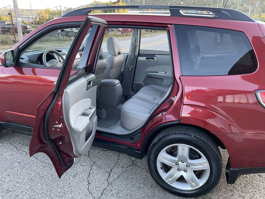 2010 Subaru Forester Image 20