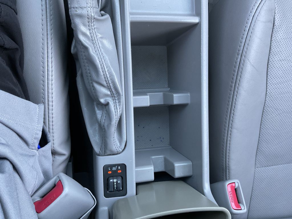 2010 Subaru Forester Image 35