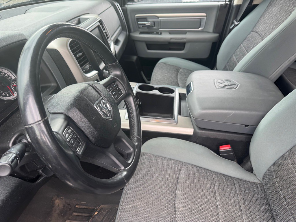 2015 RAM 1500 Image 7