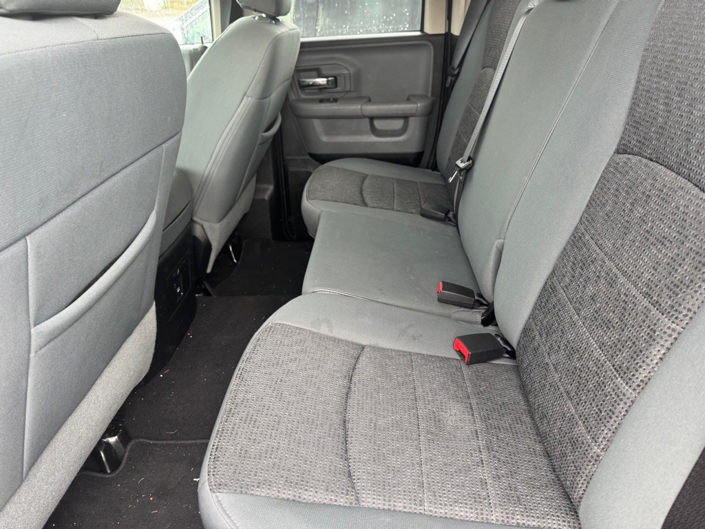 2015 RAM 1500 Image 8