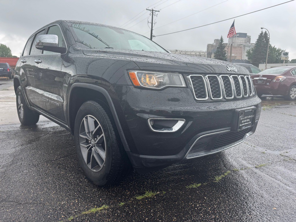 2017 Jeep Grand Cherokee Image 3