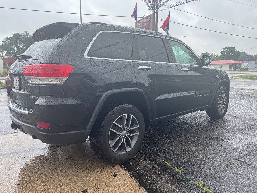 2017 Jeep Grand Cherokee Image 5