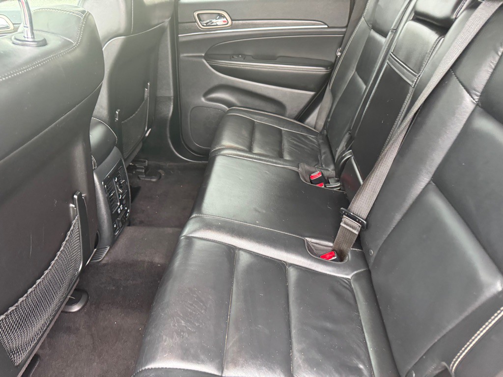 2017 Jeep Grand Cherokee Image 8