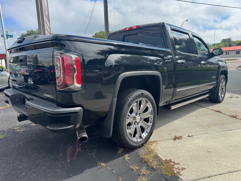 2018 GMC Sierra Image 5