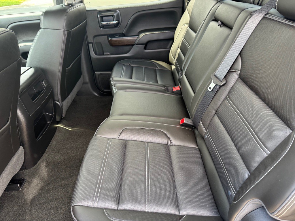 2018 GMC Sierra Image 8
