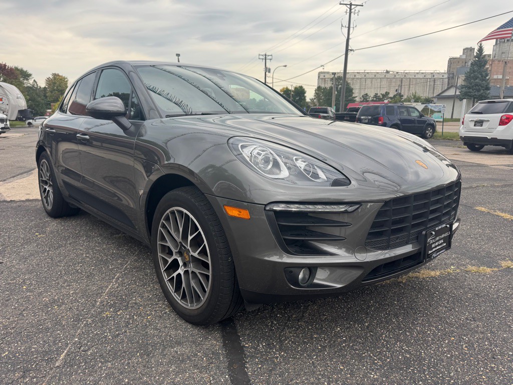 2018 Porsche Macan Image 5