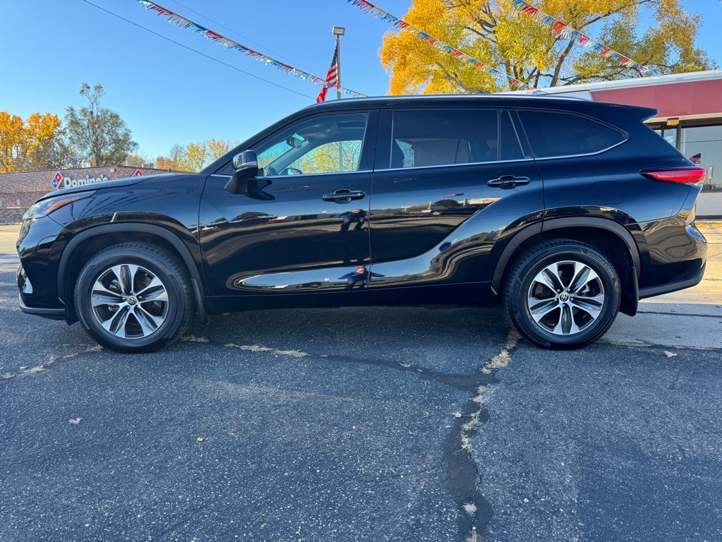 2020 Toyota Highlander Image 3