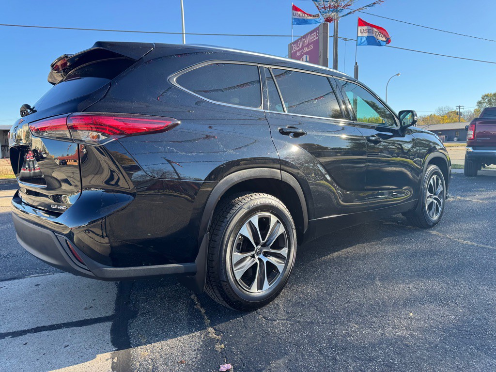 2020 Toyota Highlander Image 5