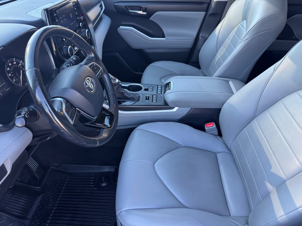 2020 Toyota Highlander Image 7
