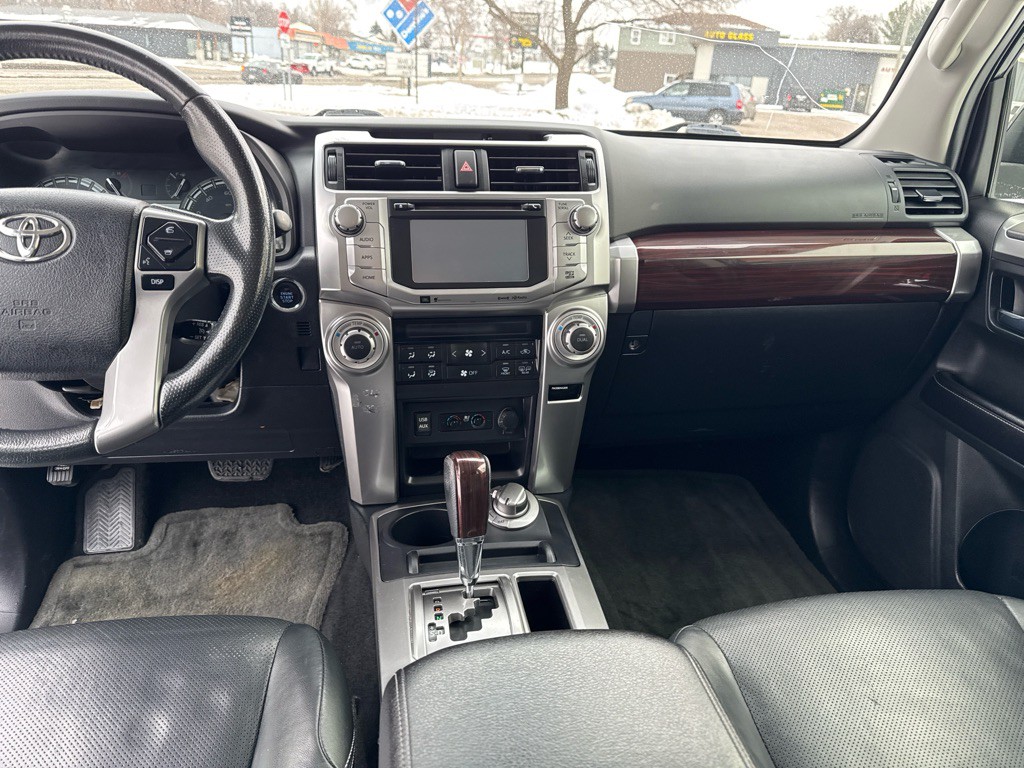 2016 Toyota 4Runner Image 24