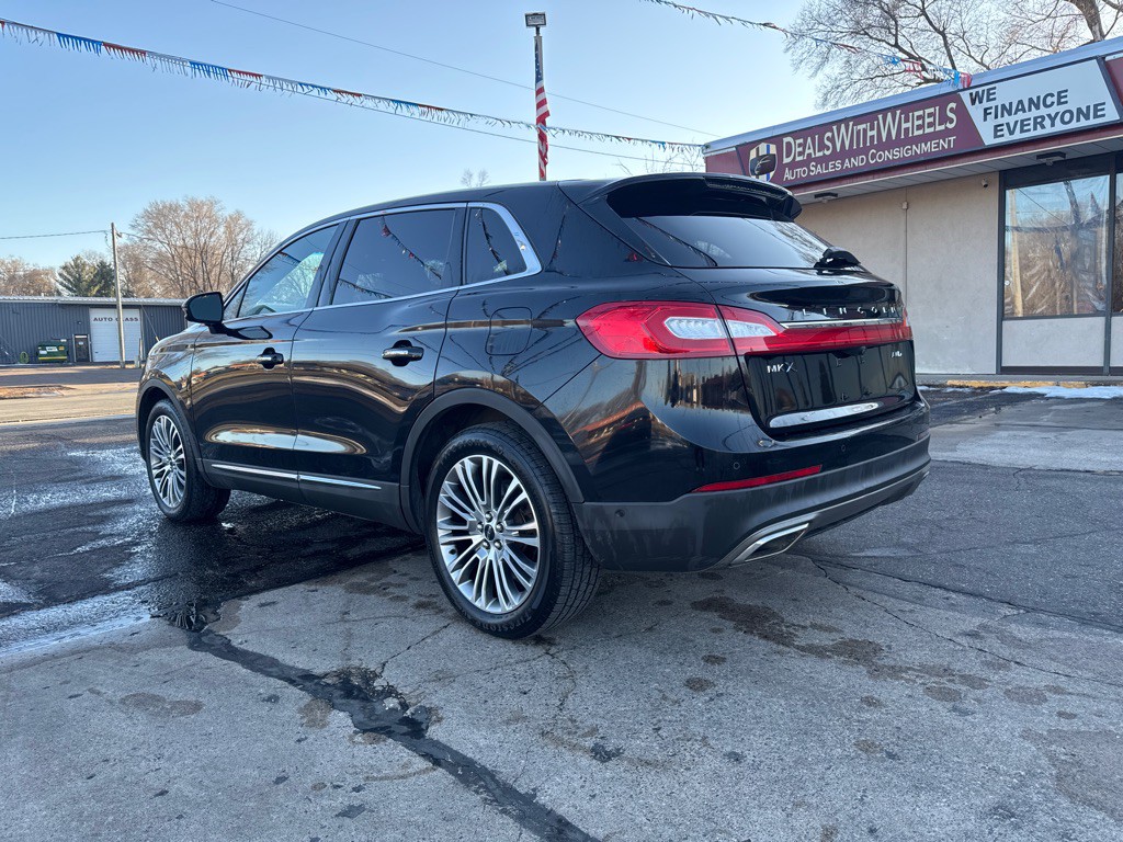 2016 Lincoln MKX Image 3