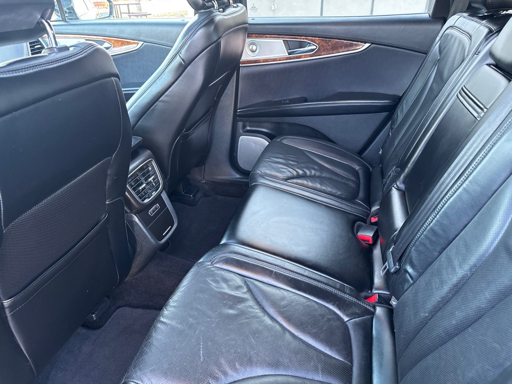 2016 Lincoln MKX Image 11