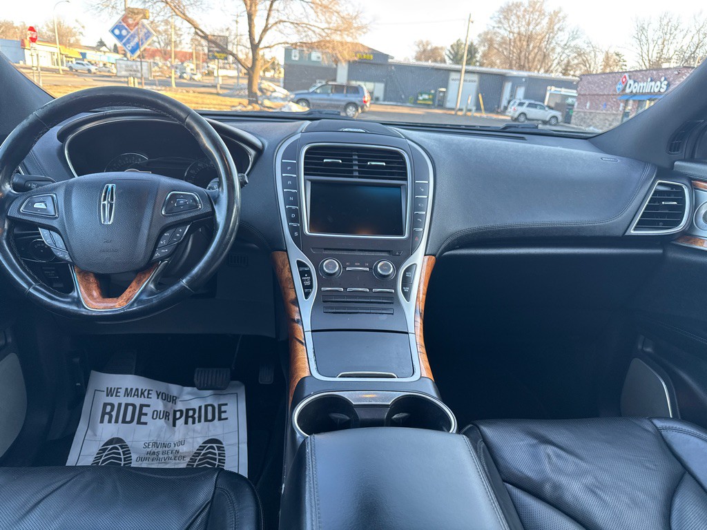 2016 Lincoln MKX Image 12