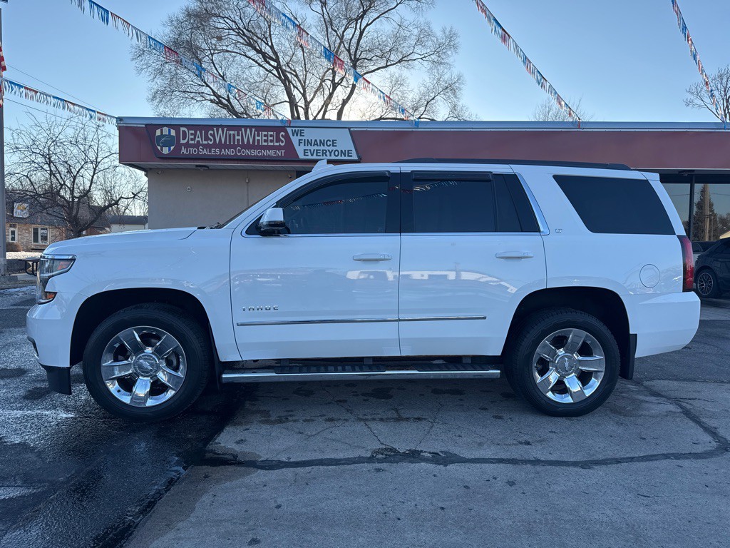 2017 Chevrolet Tahoe Image 2