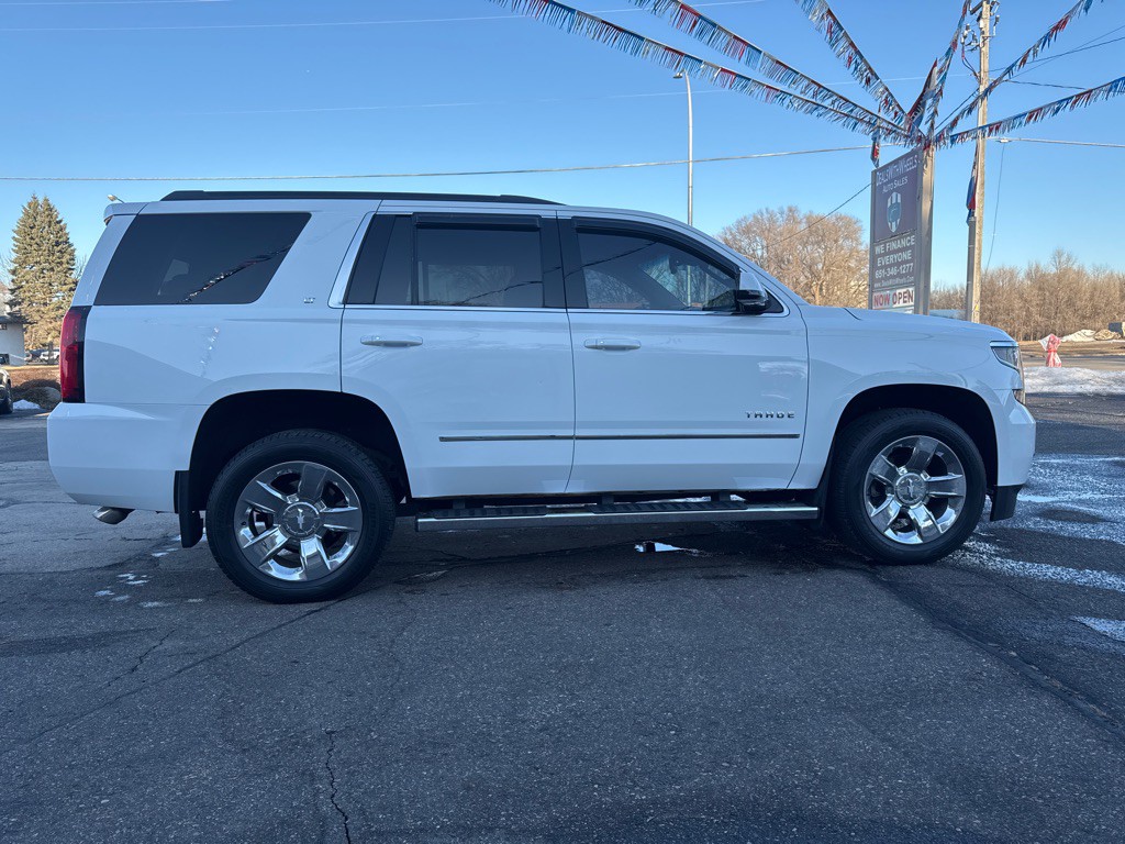 2017 Chevrolet Tahoe Image 6