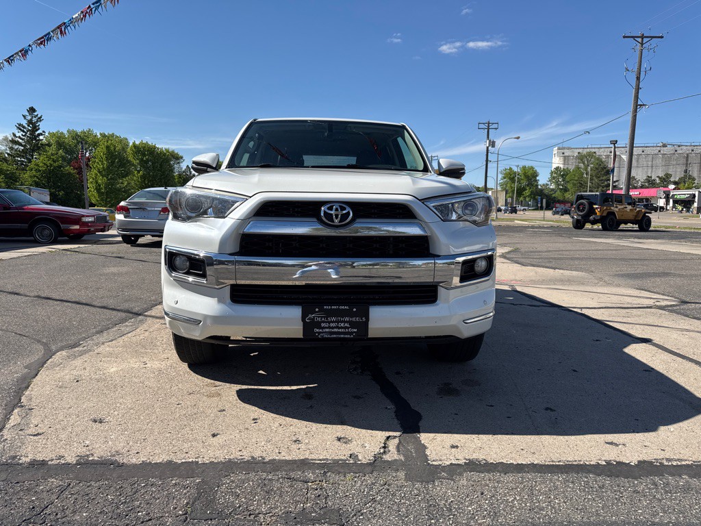 2016 Toyota 4Runner Image 8