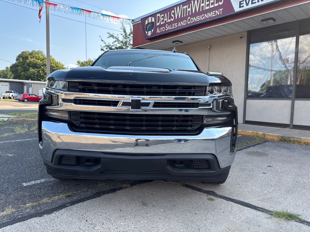 2019 Chevrolet Silverado 1500 Image 2