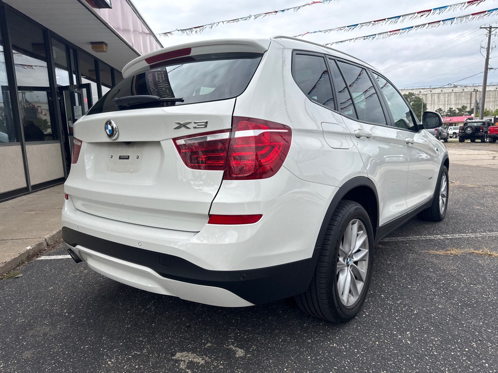 2017 BMW X3 Image 5