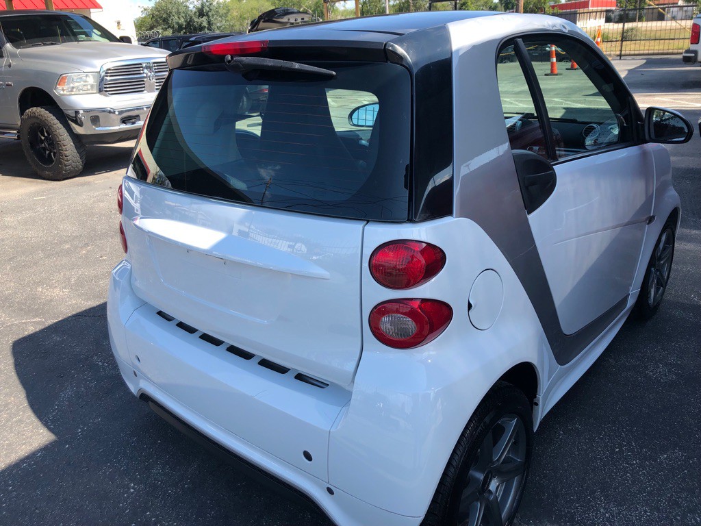 2013 smart fortwo Image 3