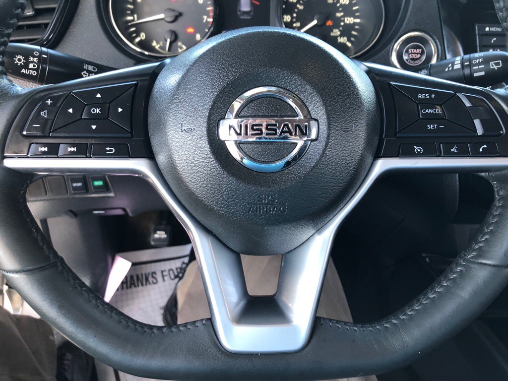 2018 Nissan Rogue Image 9