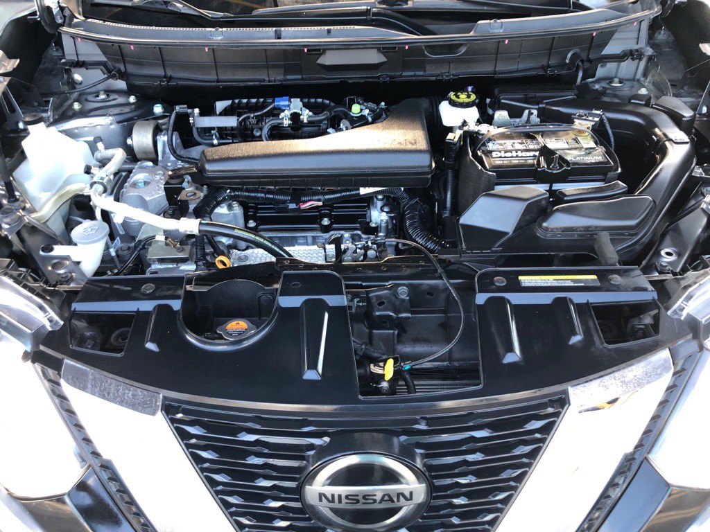 2018 Nissan Rogue Image 11