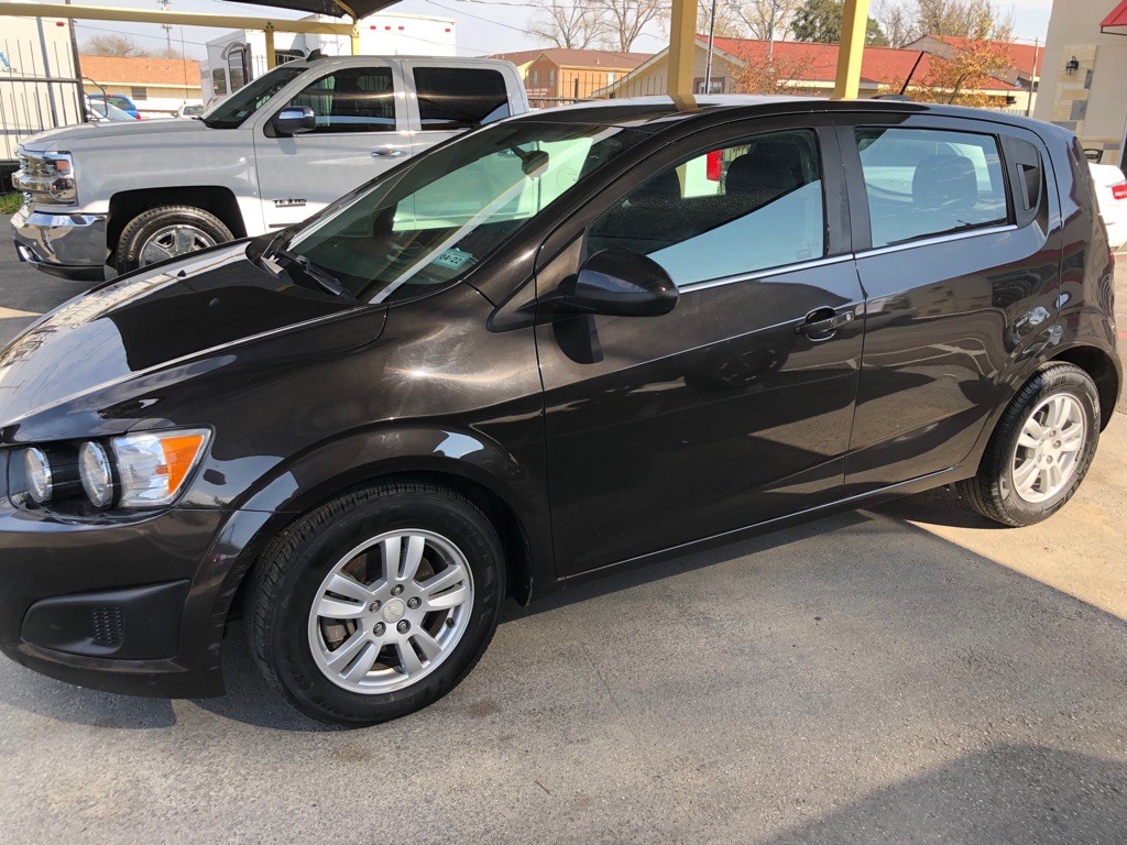 2015 Chevrolet Sonic Image 11