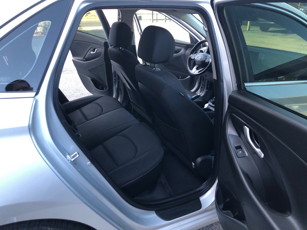 2018 Hyundai Elantra Image 10