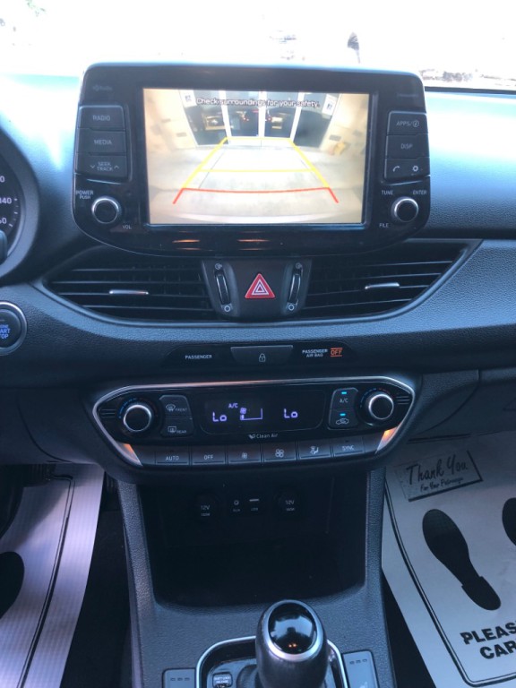 2018 Hyundai Elantra Image 14