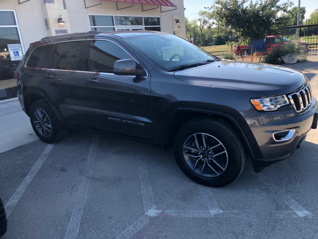 2019 Jeep Grand Cherokee Image 4
