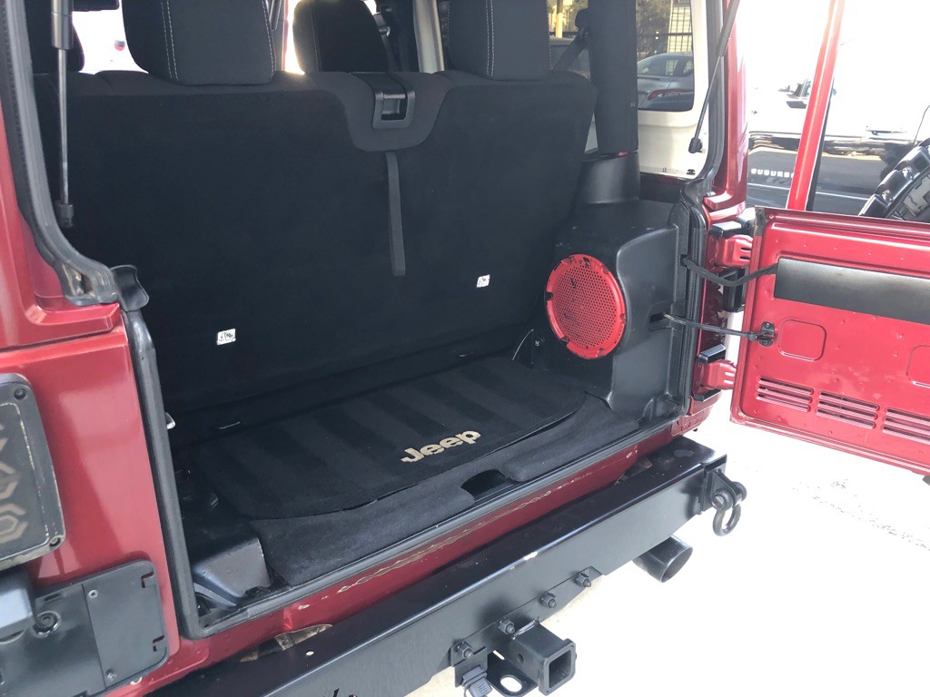 2013 Jeep Wrangler Image 18