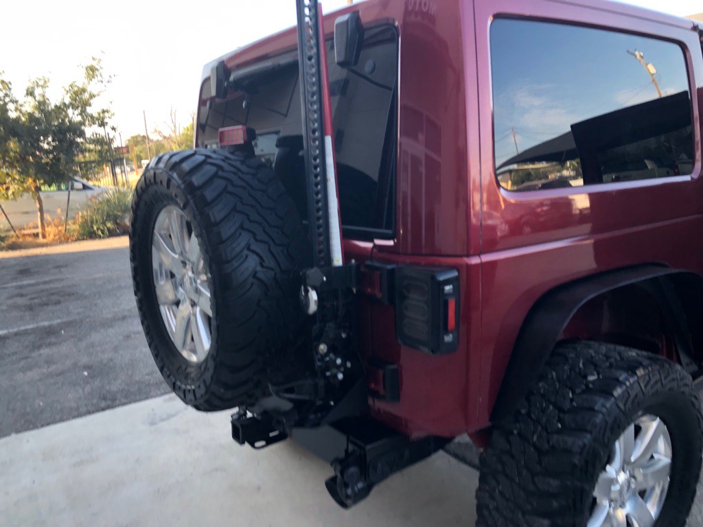 2013 Jeep Wrangler Image 21