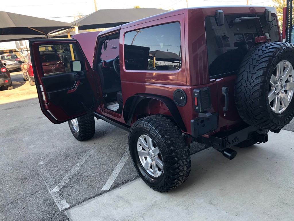 2013 Jeep Wrangler Image 22
