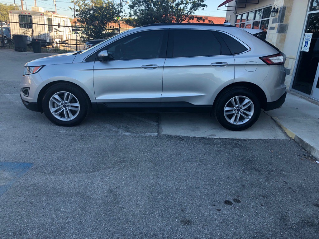 2018 Ford Edge Image 2