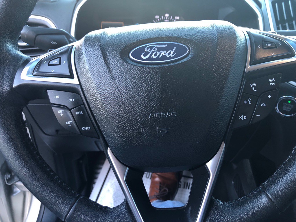 2018 Ford Edge Image 8