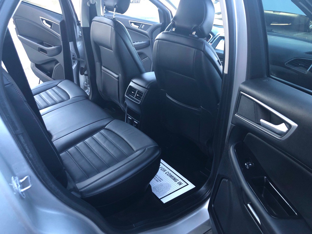 2018 Ford Edge Image 13