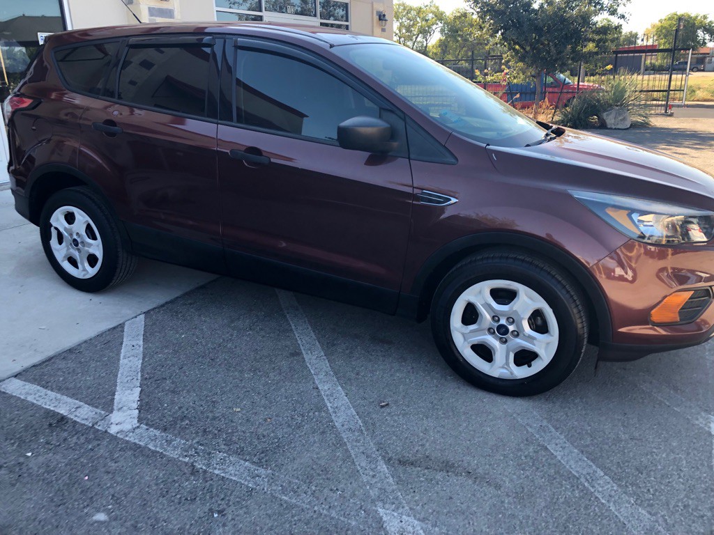 2018 Ford Escape Image 1