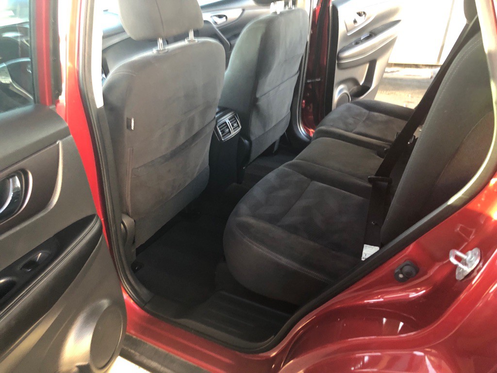 2015 Nissan Rogue Image 3