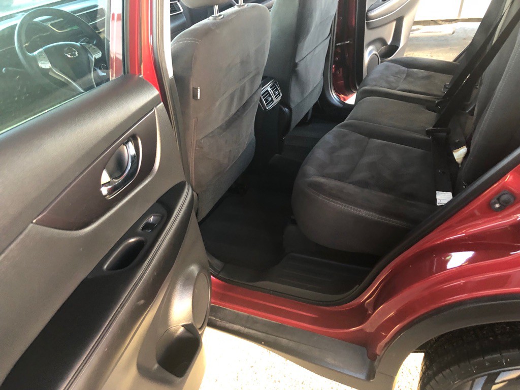 2015 Nissan Rogue Image 6