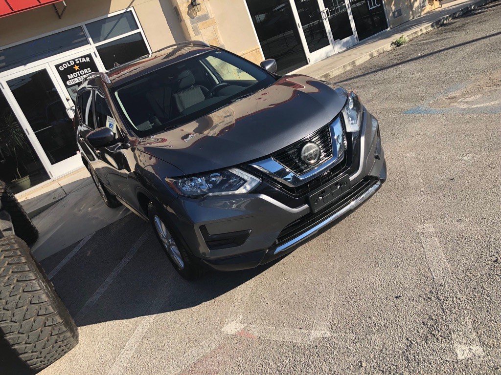2020 Nissan Rogue Image 2