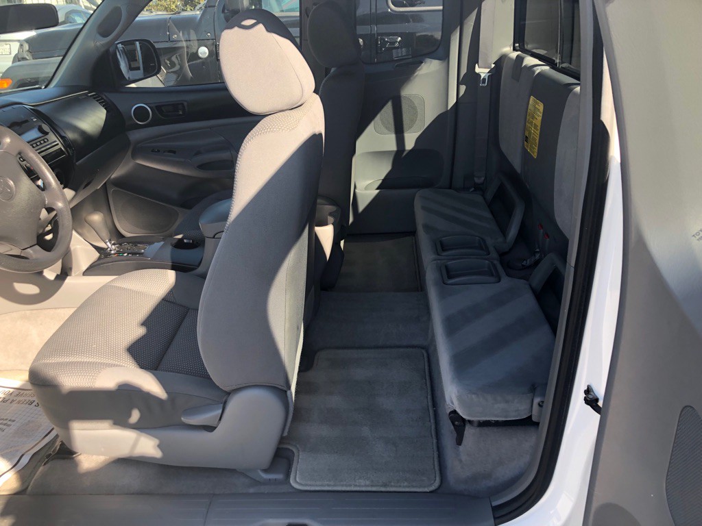 2006 Toyota Tacoma Image 8