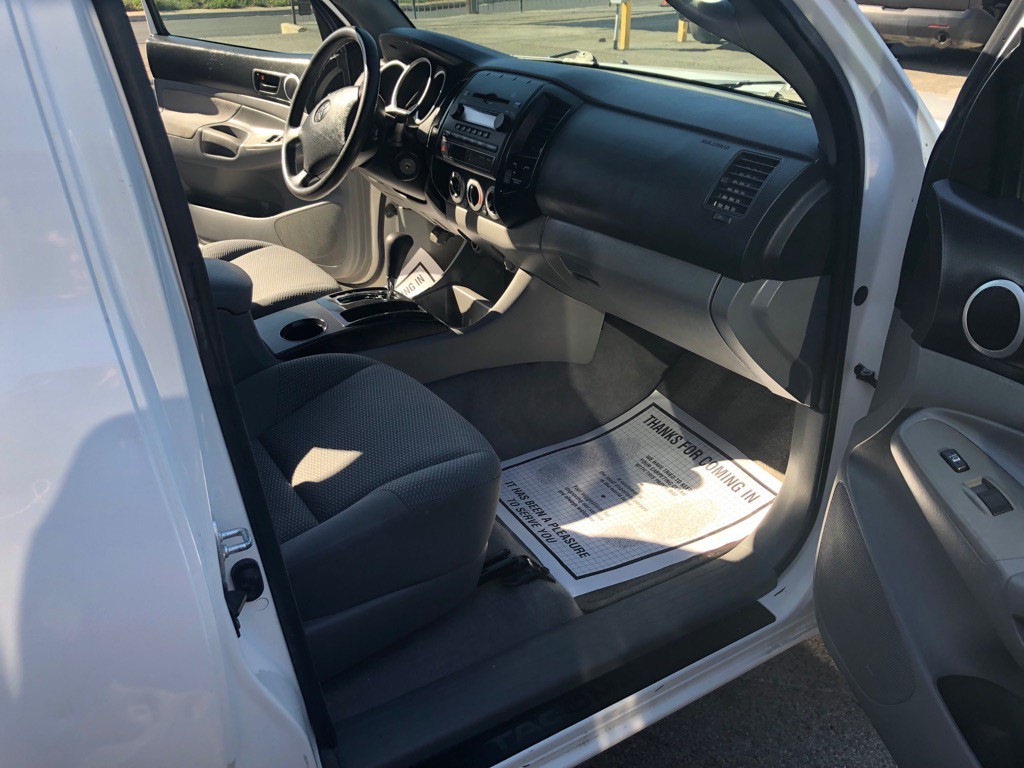 2006 Toyota Tacoma Image 9