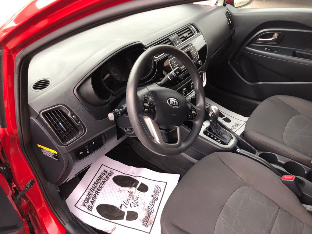 2017 Kia Rio Image 11