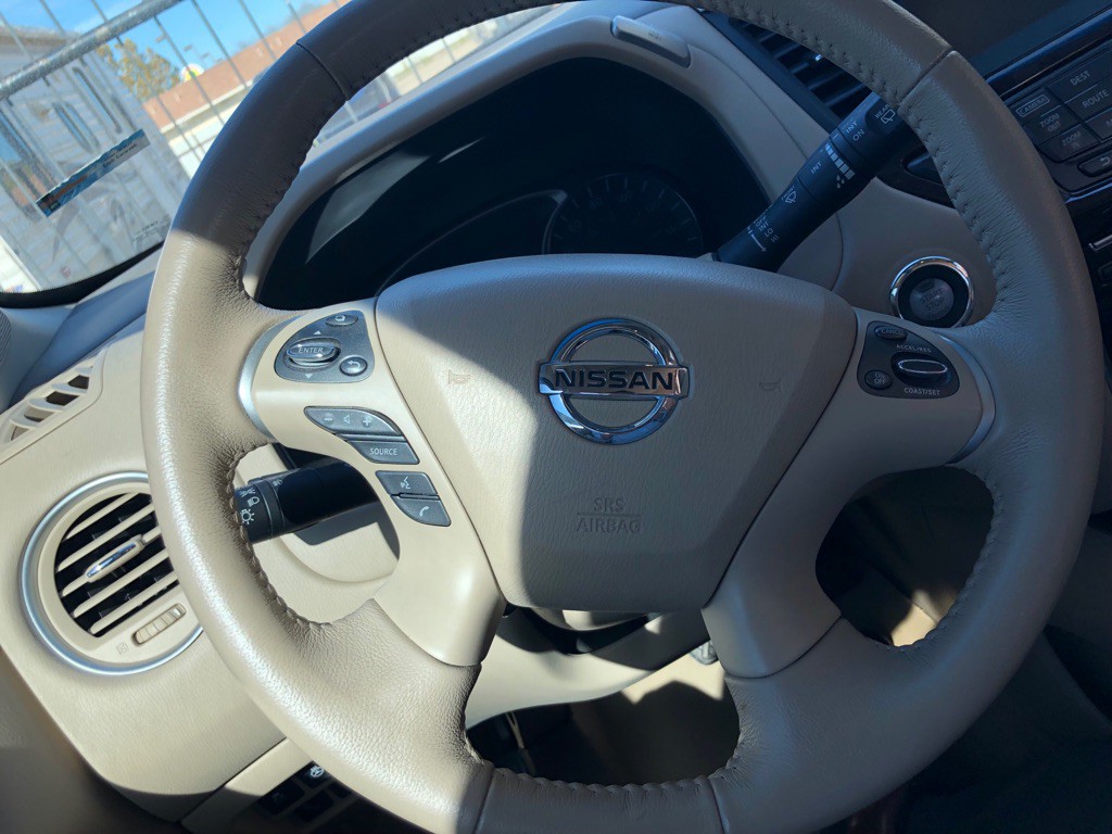 2015 Nissan Pathfinder Image 18